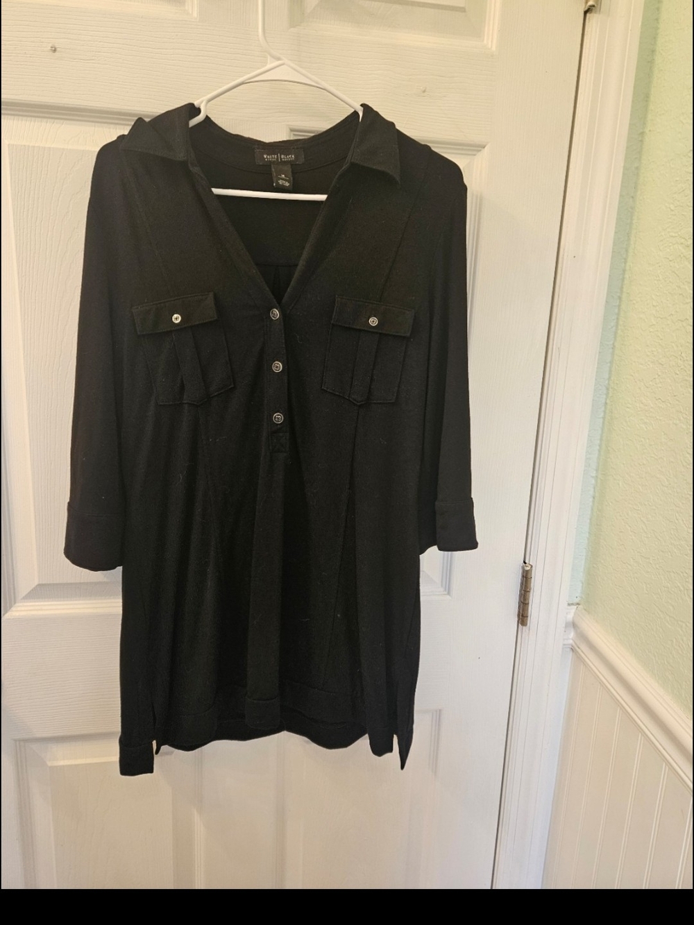Black 3/4 Sleeve Button Front Tunic Top - White House Black Market